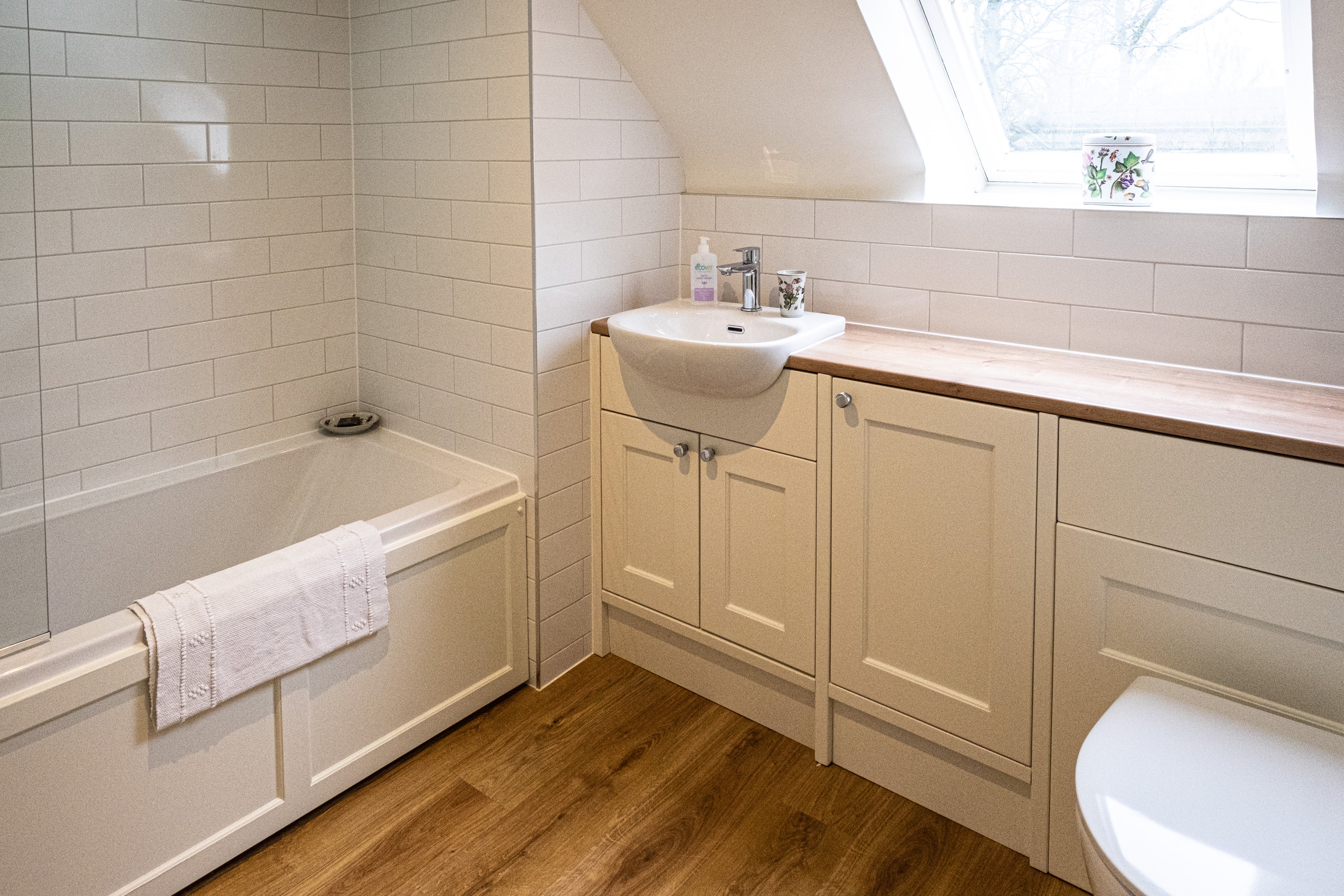 Deer Park Cottage — bedroom