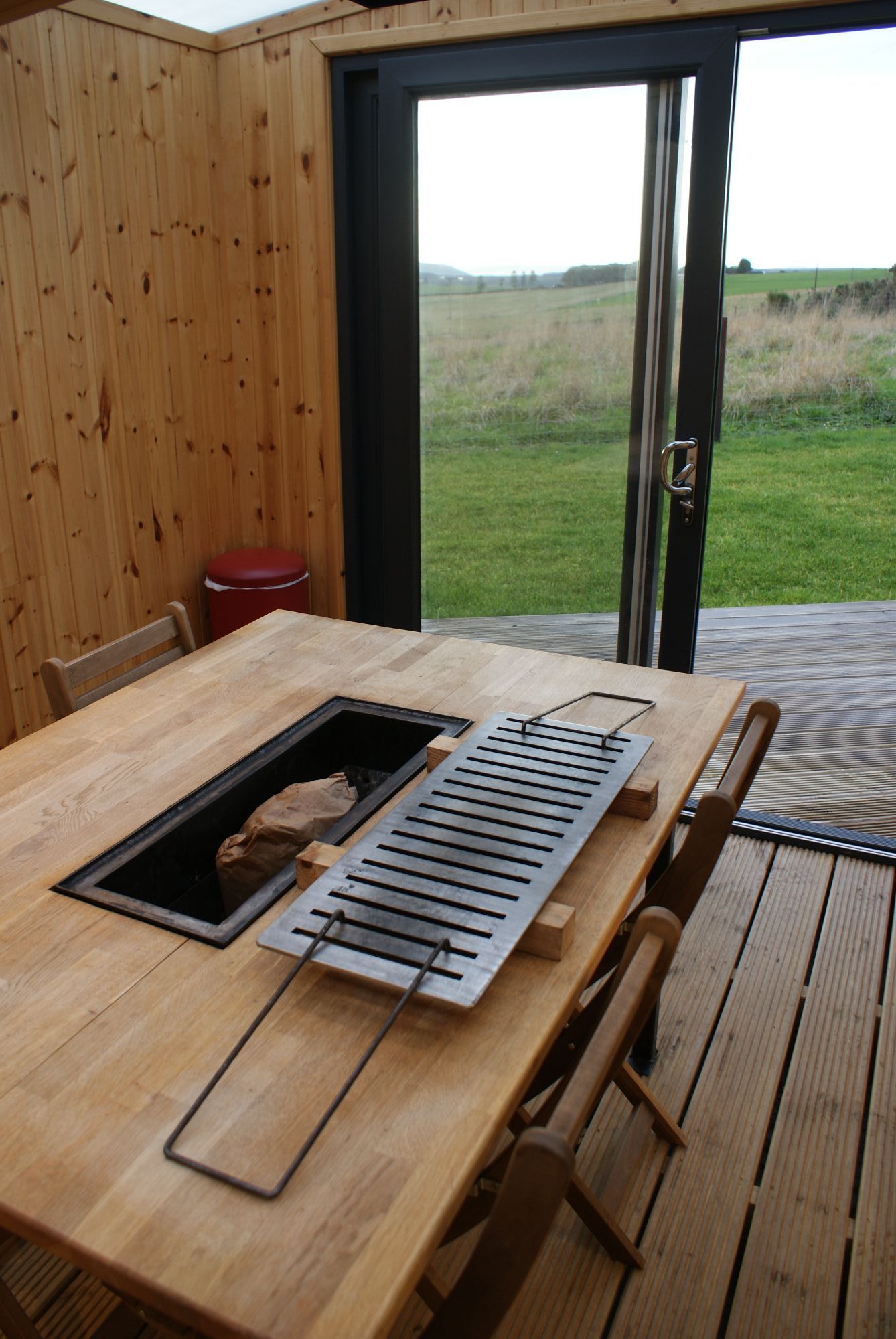 Dedicated BBQ house โ cook whatever the weather