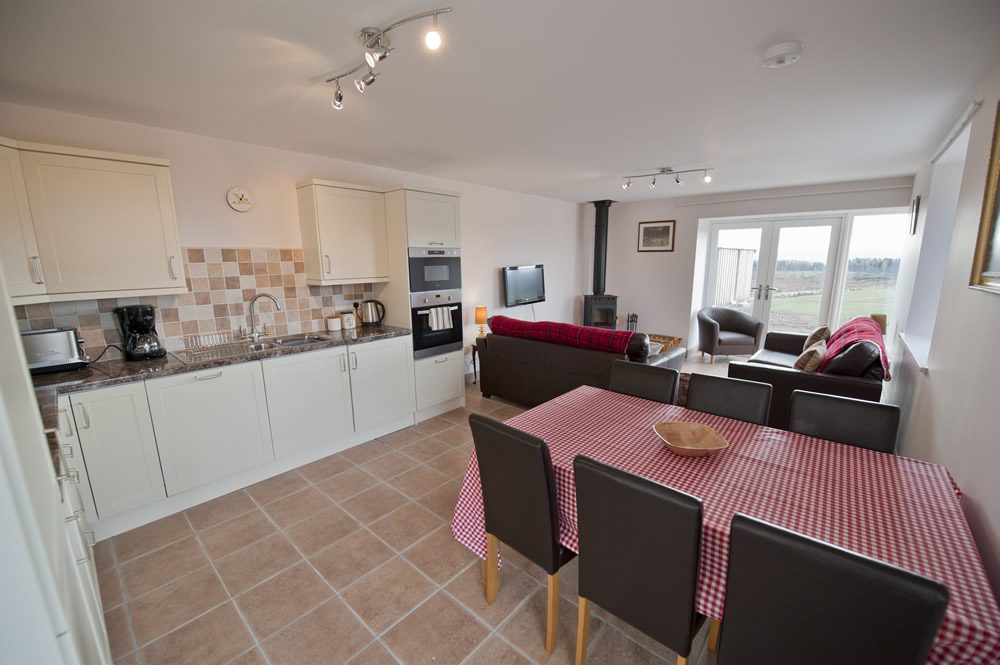 King Duncan's View — 3 bedrooms, 2 bathrooms, sleeping 8, disability-friendly access